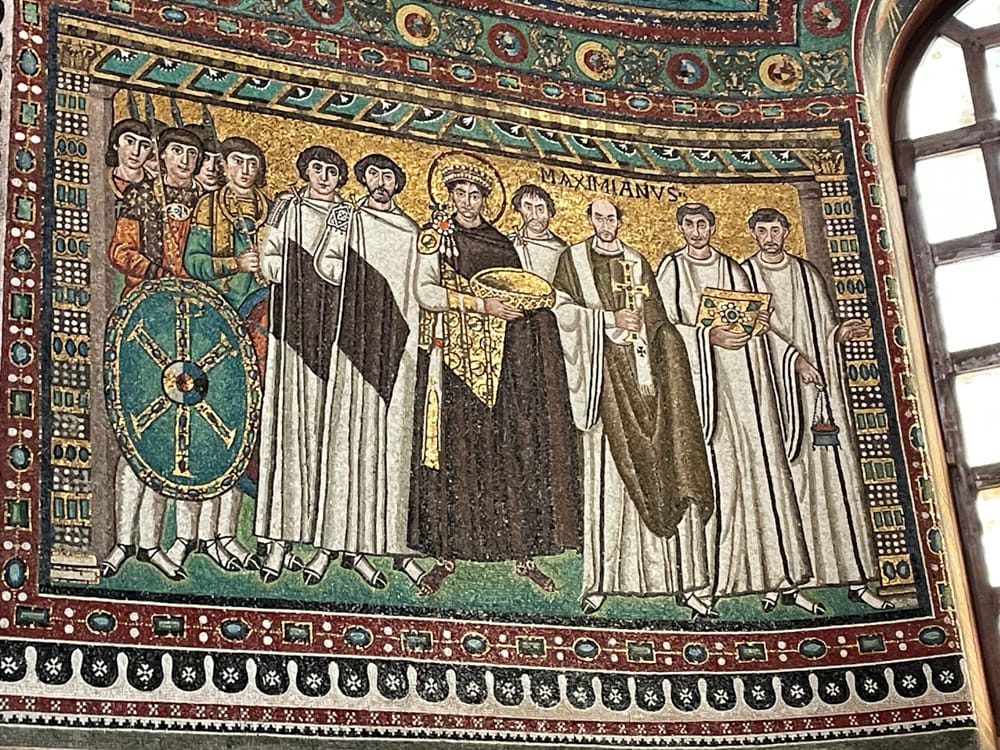 20022025-ITAnord-RAV-2025-5357 Mosaïque de Justinien 1er, empereur romain et de ses proches